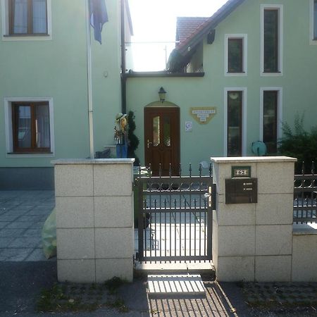 Gartenpension Prosl Wien Ngoại thất bức ảnh