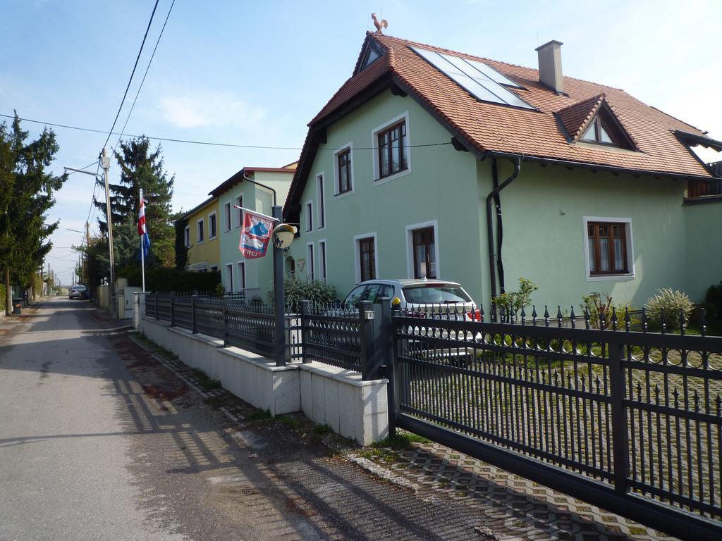 Gartenpension Prosl Wien Ngoại thất bức ảnh